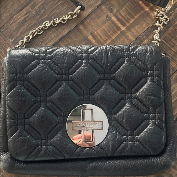Kate Spade Astor Court Naomi Quilted Leather Crossbody Bag. Great condition! - Picture 2 of 13